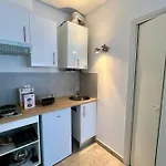 1 Bedroom Apartment - Close To The Beach